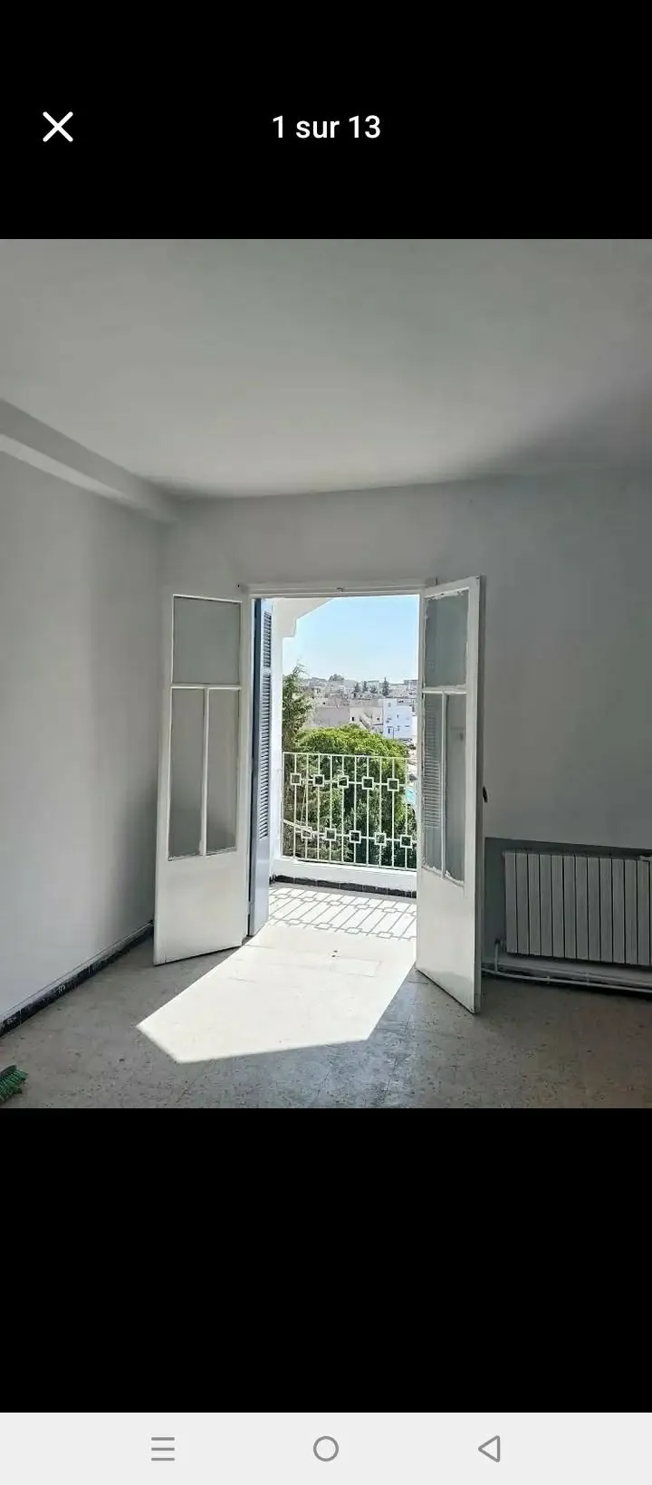 un appartements s+3 vide au 2éme étage (sans ascenseur) a louer a Omrane Supérieur derrière MG