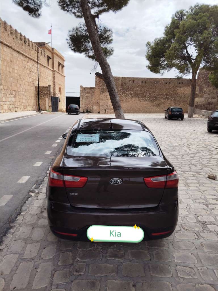Kia rio 