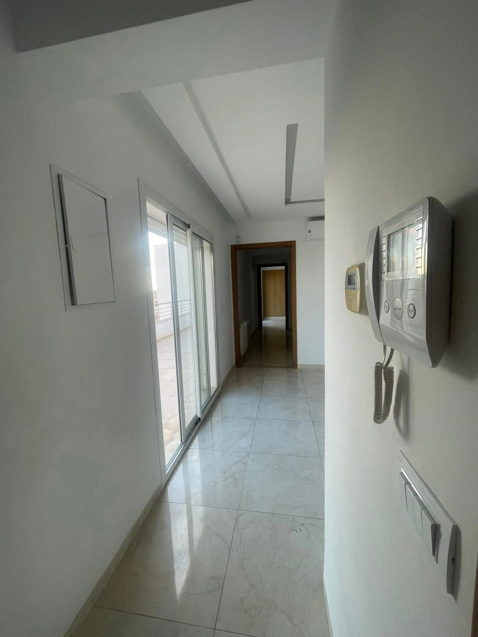 À LOUER – Un S+1 d’exception superficie 140 m² Menzah 9C