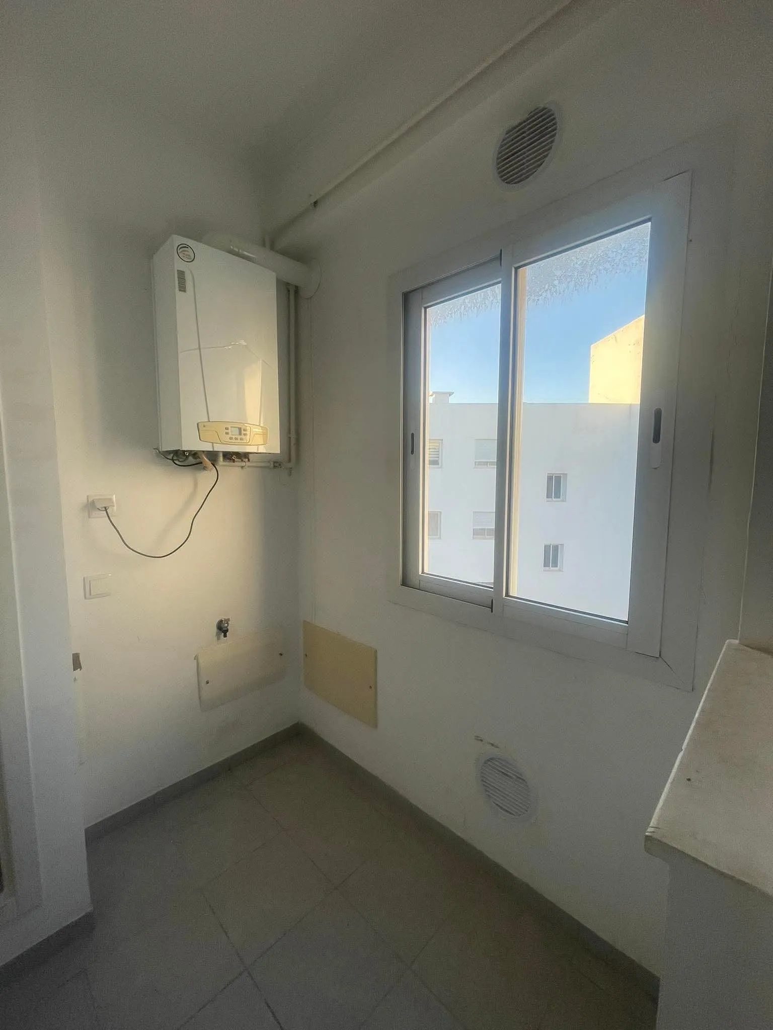 À LOUER – Un S+1 d’exception superficie 140 m² Menzah 9C