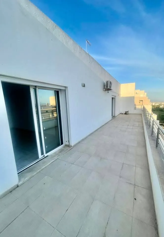 À LOUER – Un S+1 d’exception superficie 140 m² Menzah 9C