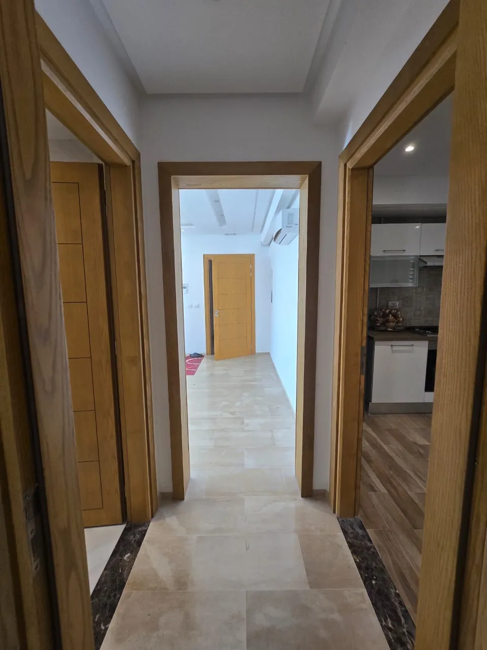 Superbe S+3 de 170 m² avec place parking à Sahloul 4