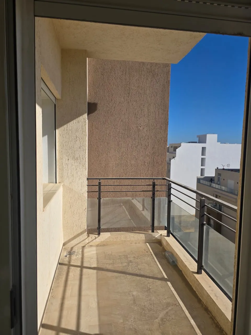 Superbe S+3 de 170 m² avec place parking à Sahloul 4
