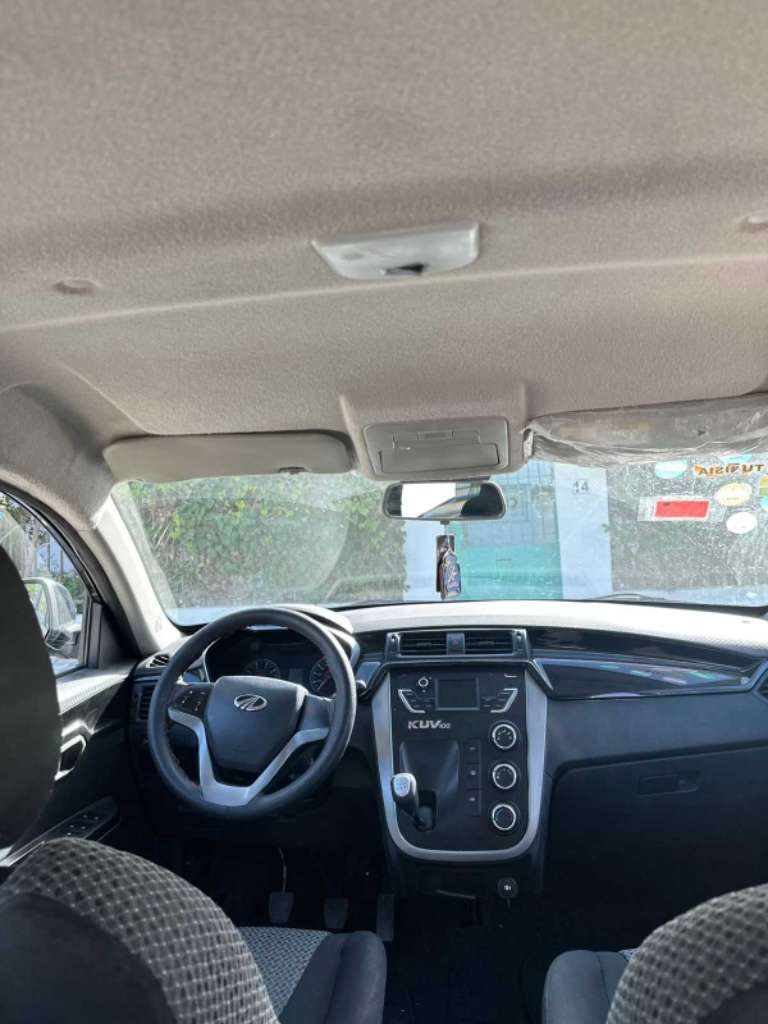 đđMahindra Kuv 100 đđ