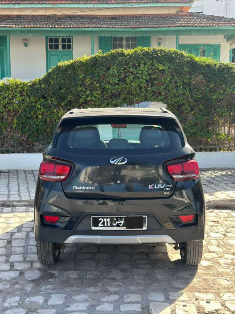 đđMahindra Kuv 100 đđ