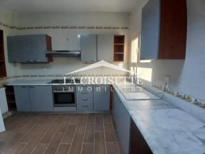 Villa s5 avec piscine à Gammarth MVL0012