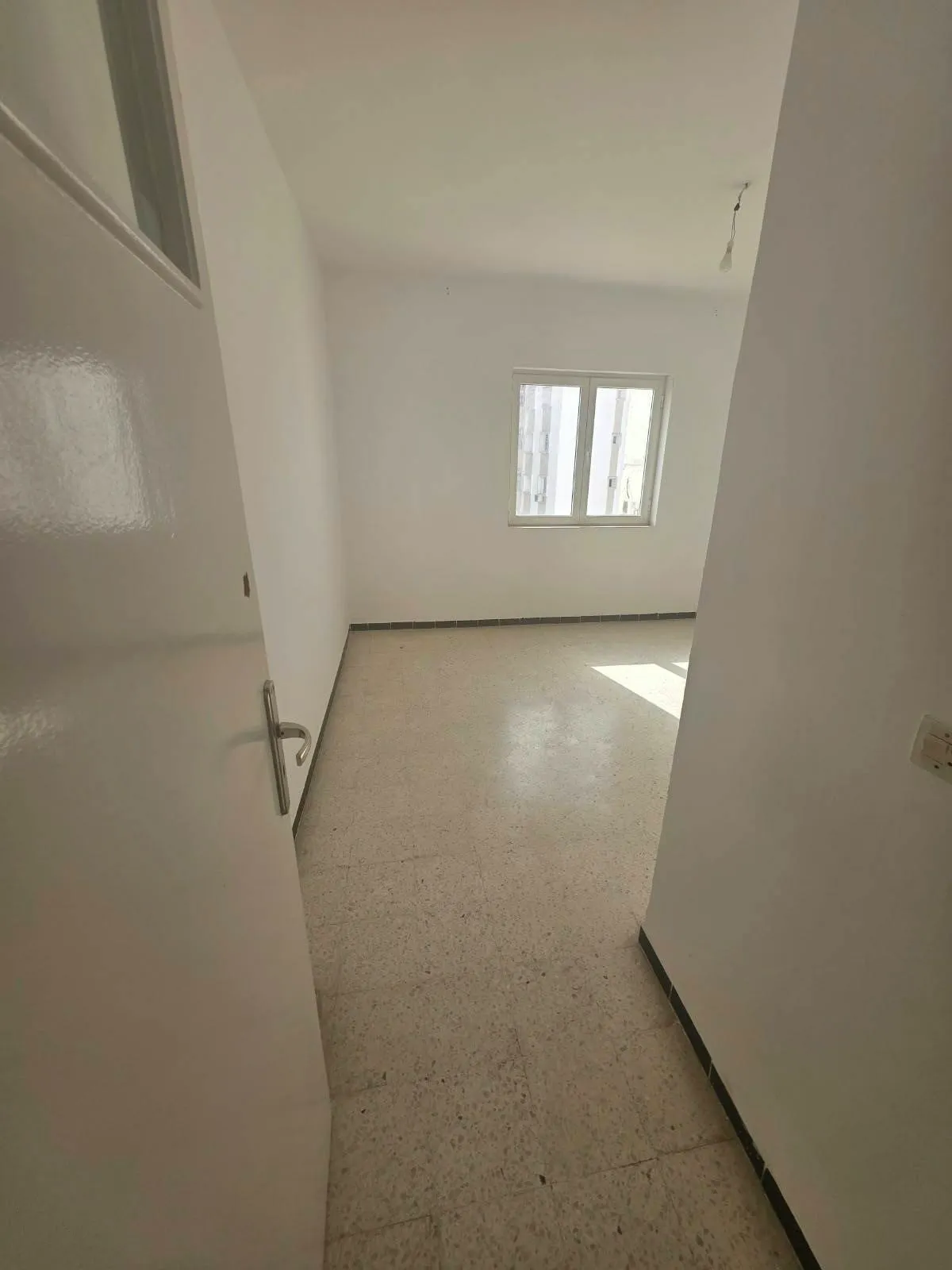 appartement s+2 vide a el Manar 1 