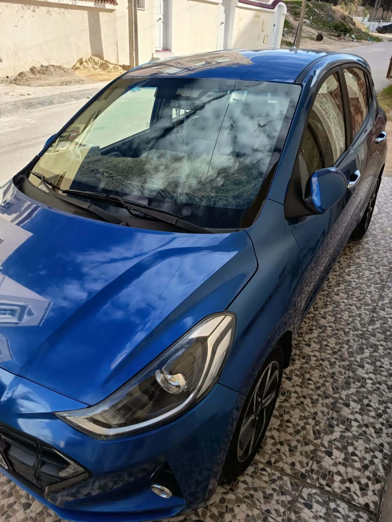Hyundai grand i10 higt grade 