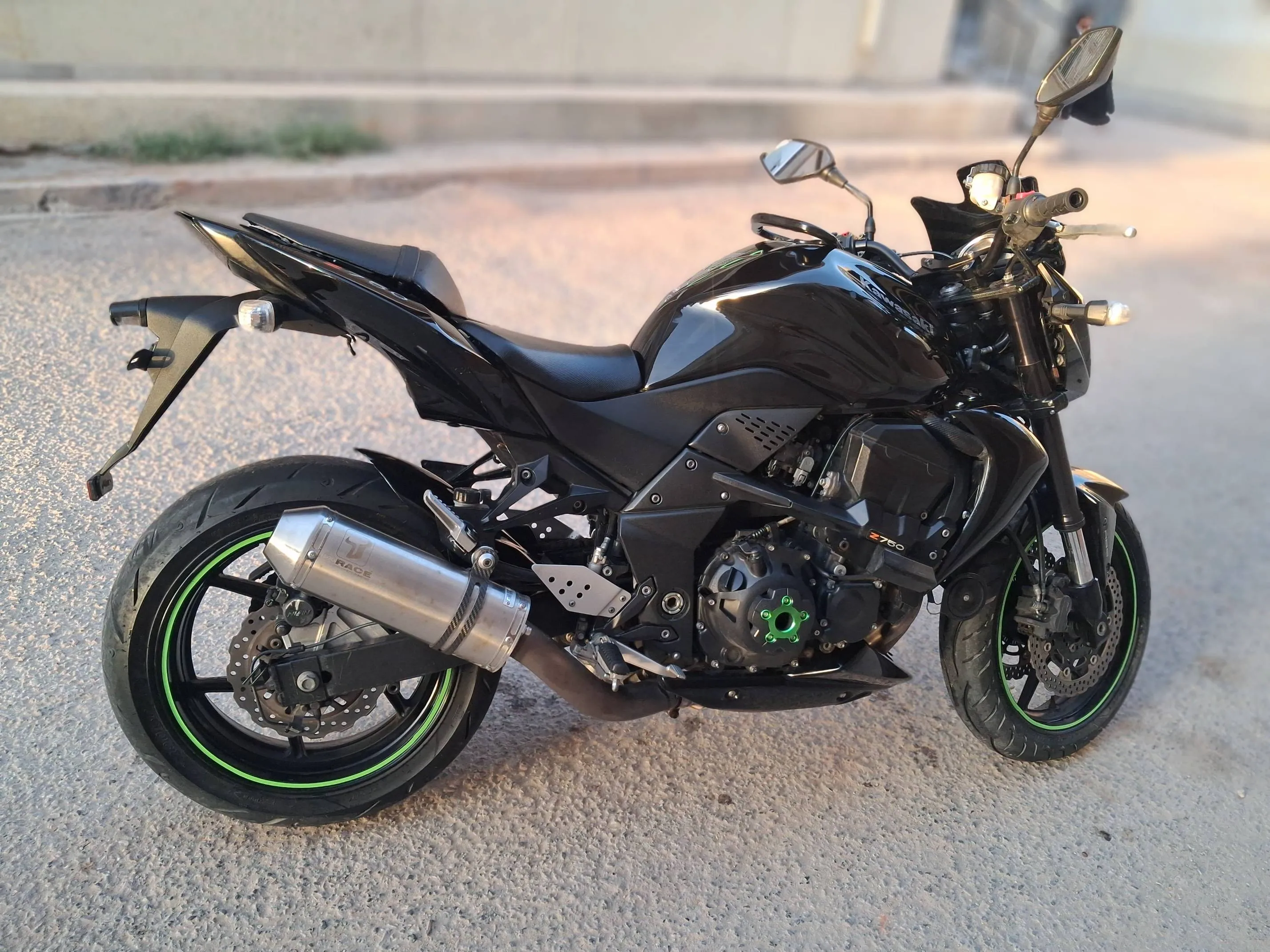 Z 750 Modèle 2009 Cart Gris Tunisie