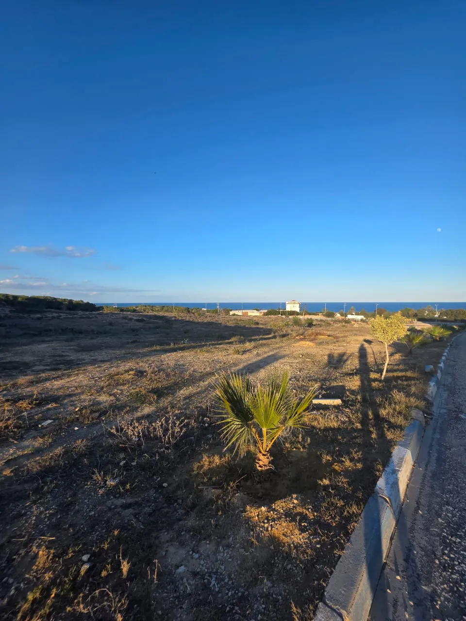 🌊Terrain Constructible Avec Vue Mer En Vente à Chott Mariem