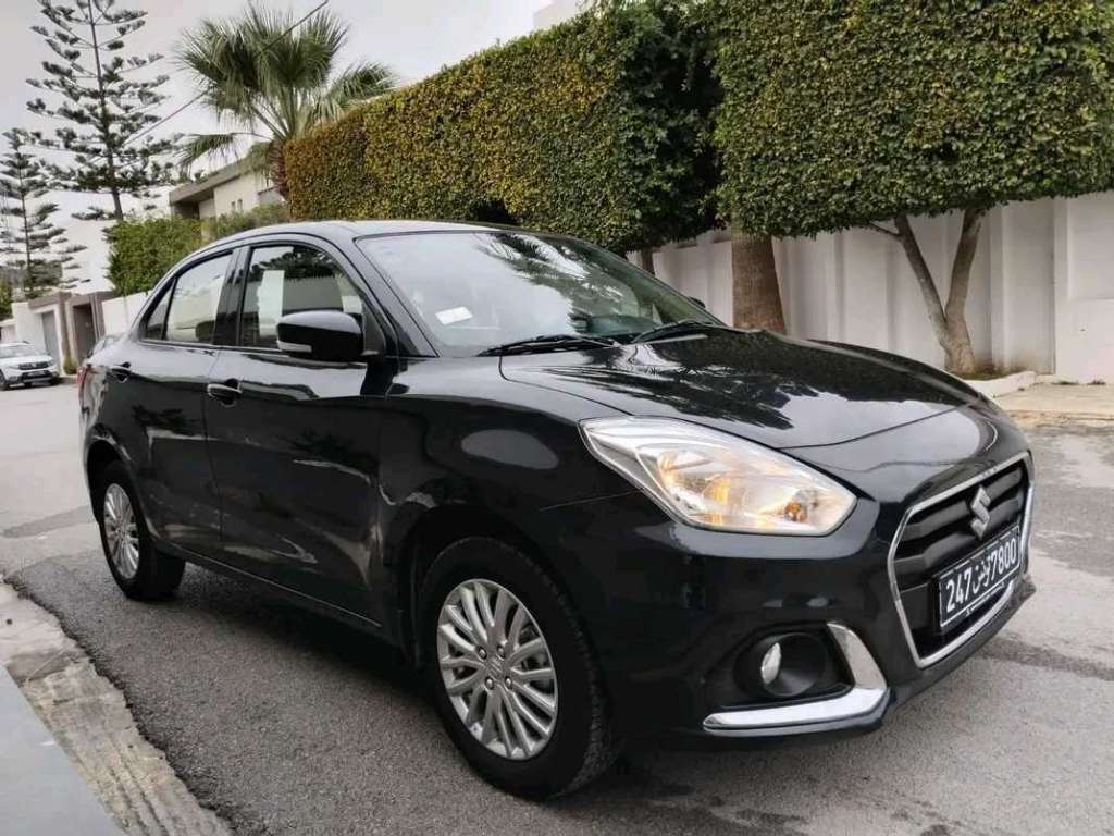 SUZUKI DZAIR PREMIÈRE MAIN EN ÉTAT NEUF 