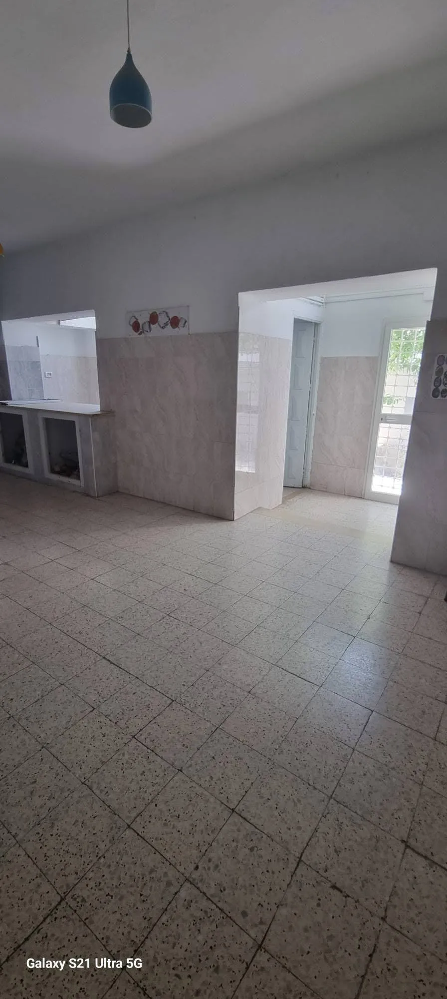 AL Local commercial Manoiba 4500 DT