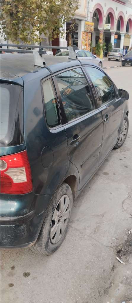 voiture POLO 5