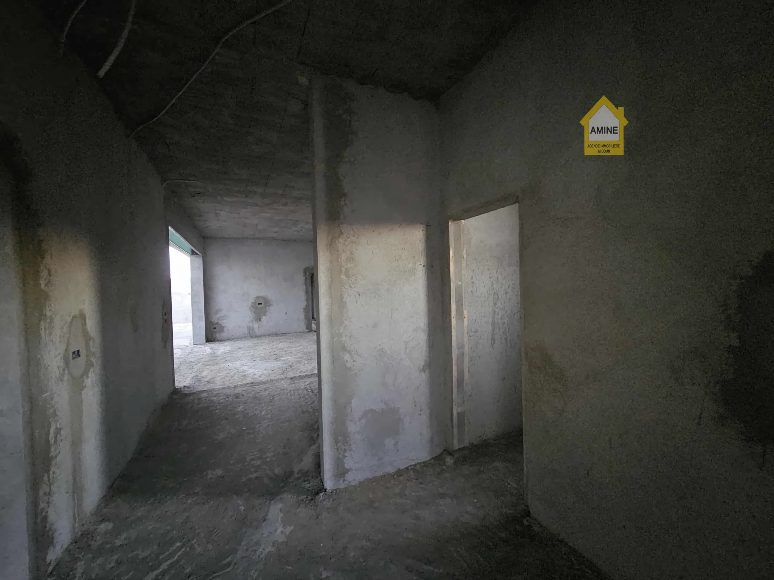 À Vendre – Villa moderne en cours de finition à Midoun Djerba (Karakas)