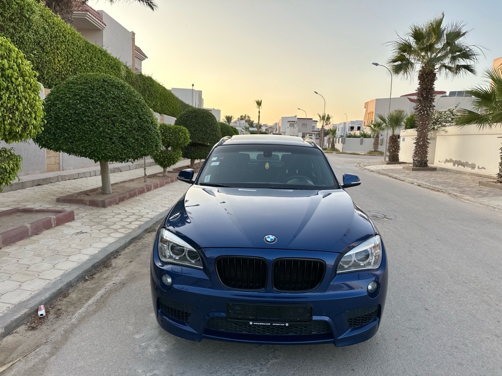 Bmw x1 2l essence phase 2 kit M etat neuf full options