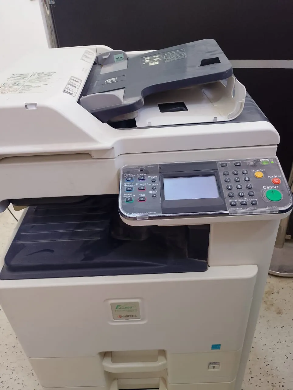 Imprimante kyocera fs-c8520mfp