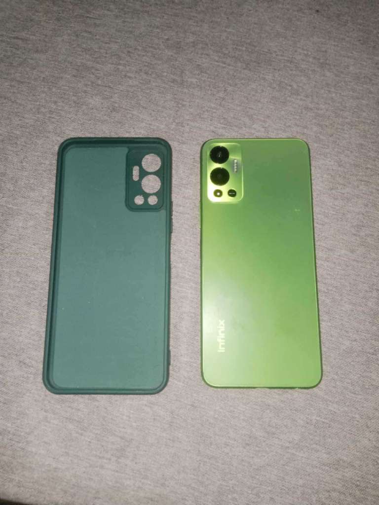 A vendre Infinix Hot 12