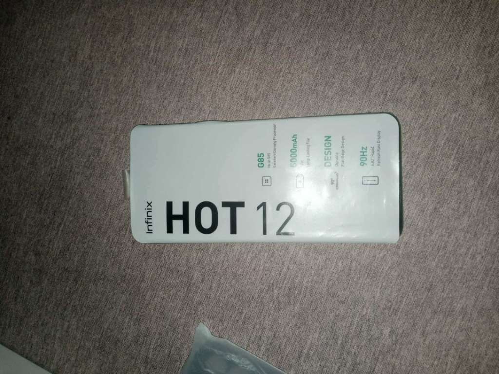 A vendre Infinix Hot 12