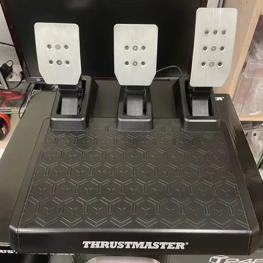 Volant thrustmaster t248