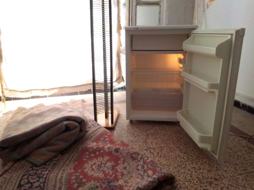 Réfrigérateur+2 tapis+porte cd