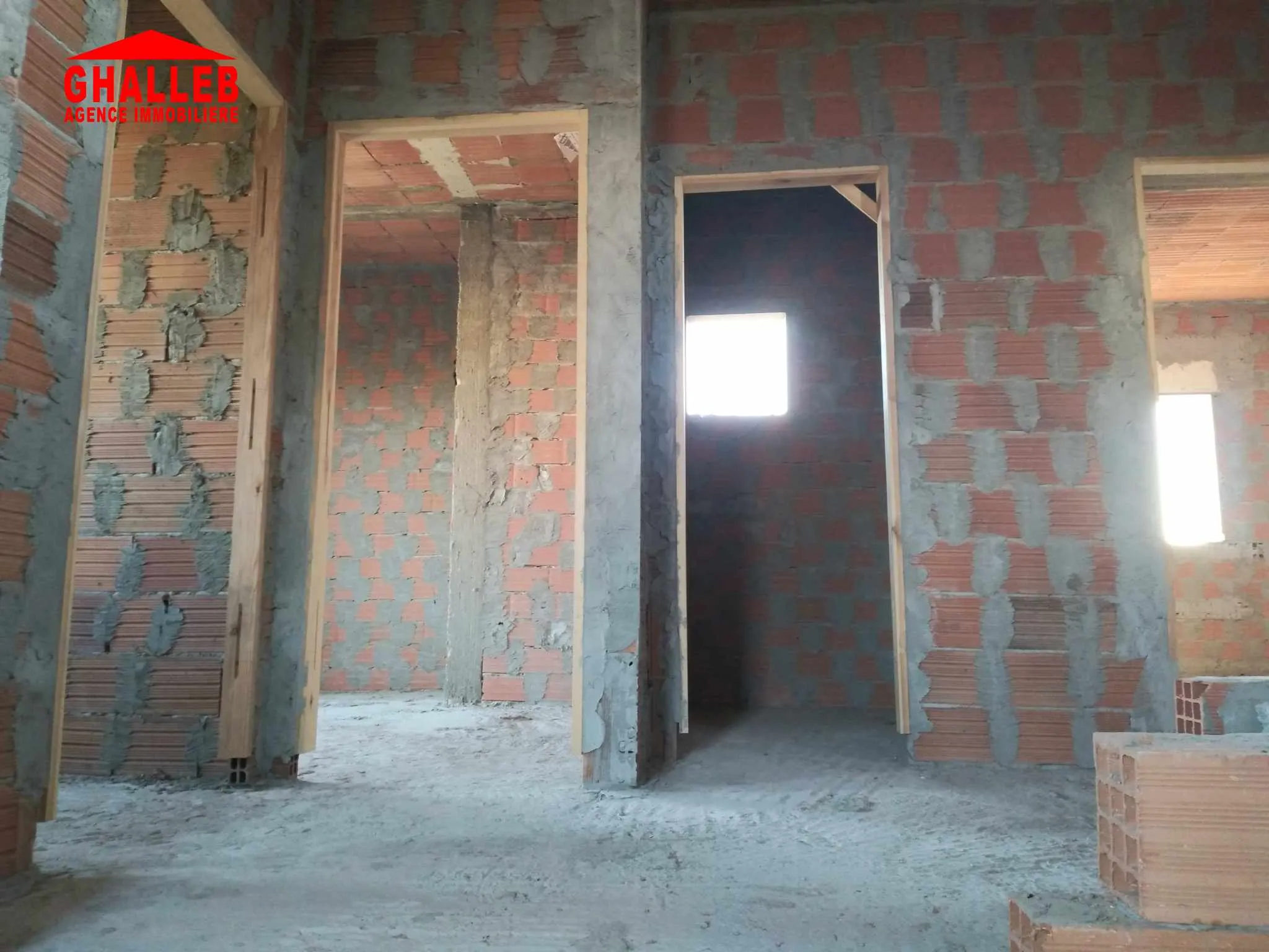 Une villa duplex (s+3) en cour de finition