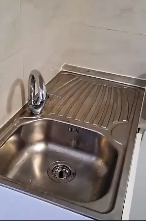 STUDIO MEUBLE AU LAC 1