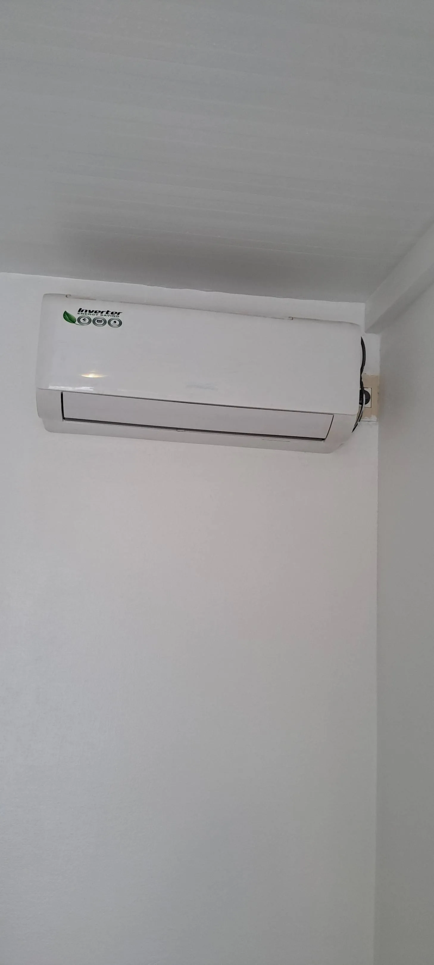 STUDIO MEUBLE AU LAC 1