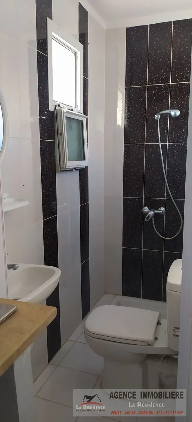 studio meublé pied dans l'eau à Bizerte 