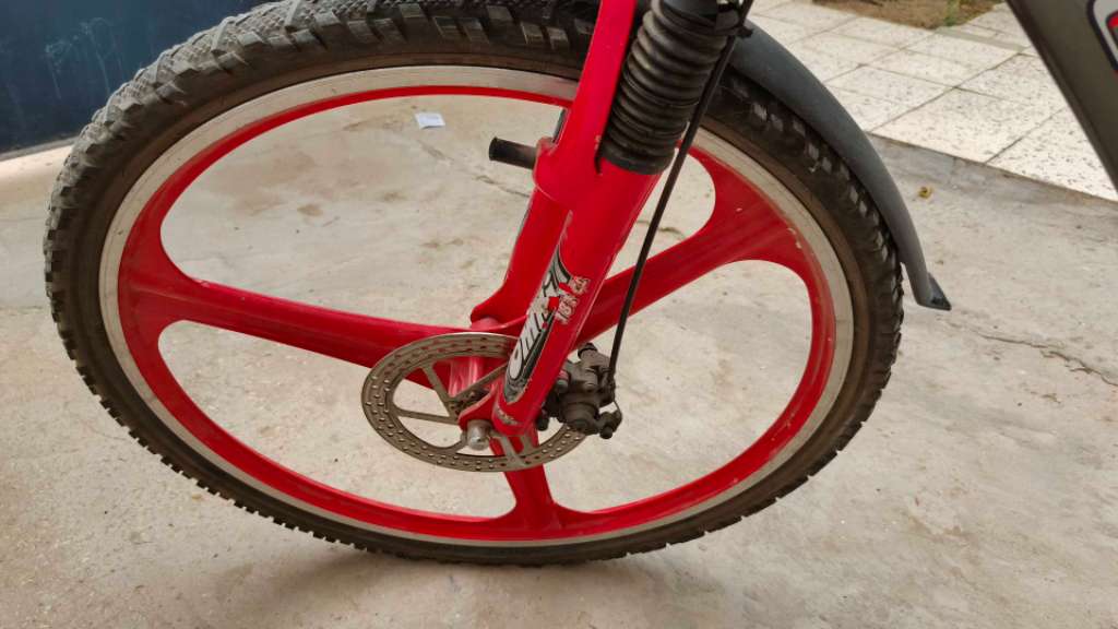 Bicyclette VTT 8 vitesses