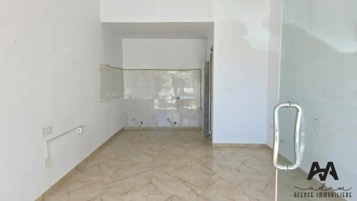 Local commercial de 27 m² à louer AFH1 Néapolis, Nabeul