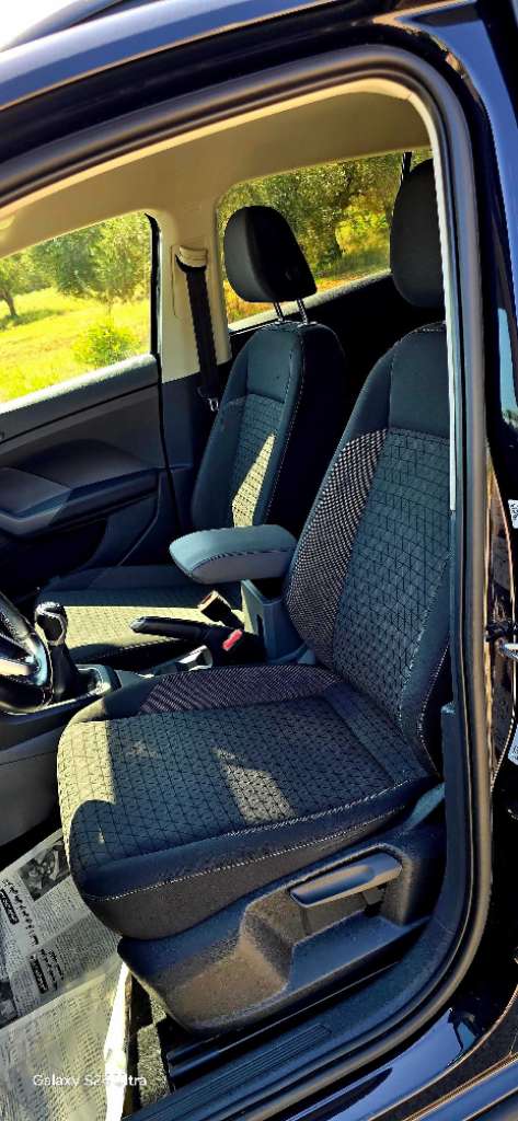 VOLKSWAGEN T-CROSS
1.0 L 
Année 2021
Km 78000
 Tel 93 296 414