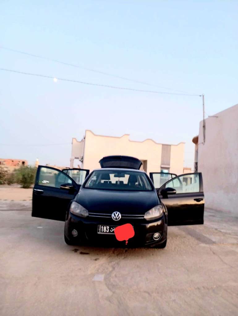 Golf 6 a vendre  1.2 tsi bluemotion boite 6 mon numéro:55517996