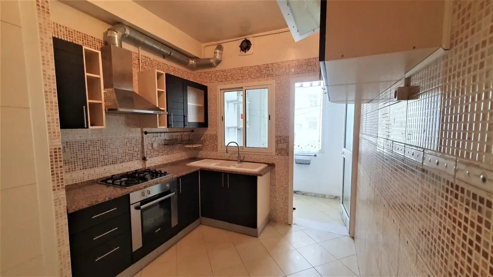Bel appartement S + 2, de 96 m² – Aïn Zaghouan Nord