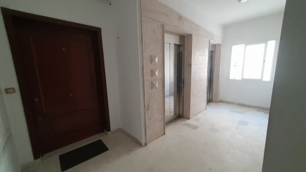 Bel appartement S + 2, de 96 m² – Aïn Zaghouan Nord