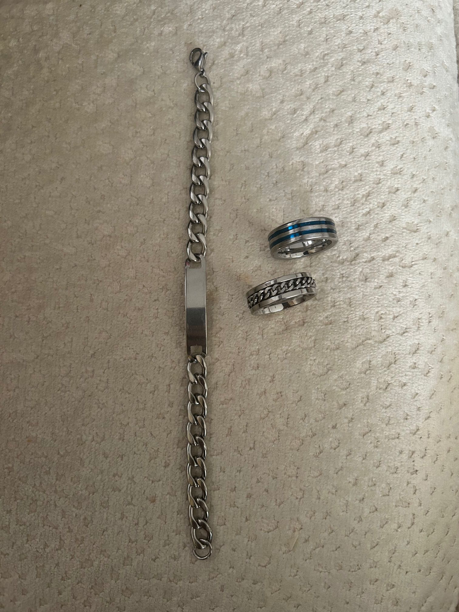 Bagues et bracelet en acier inoxydable