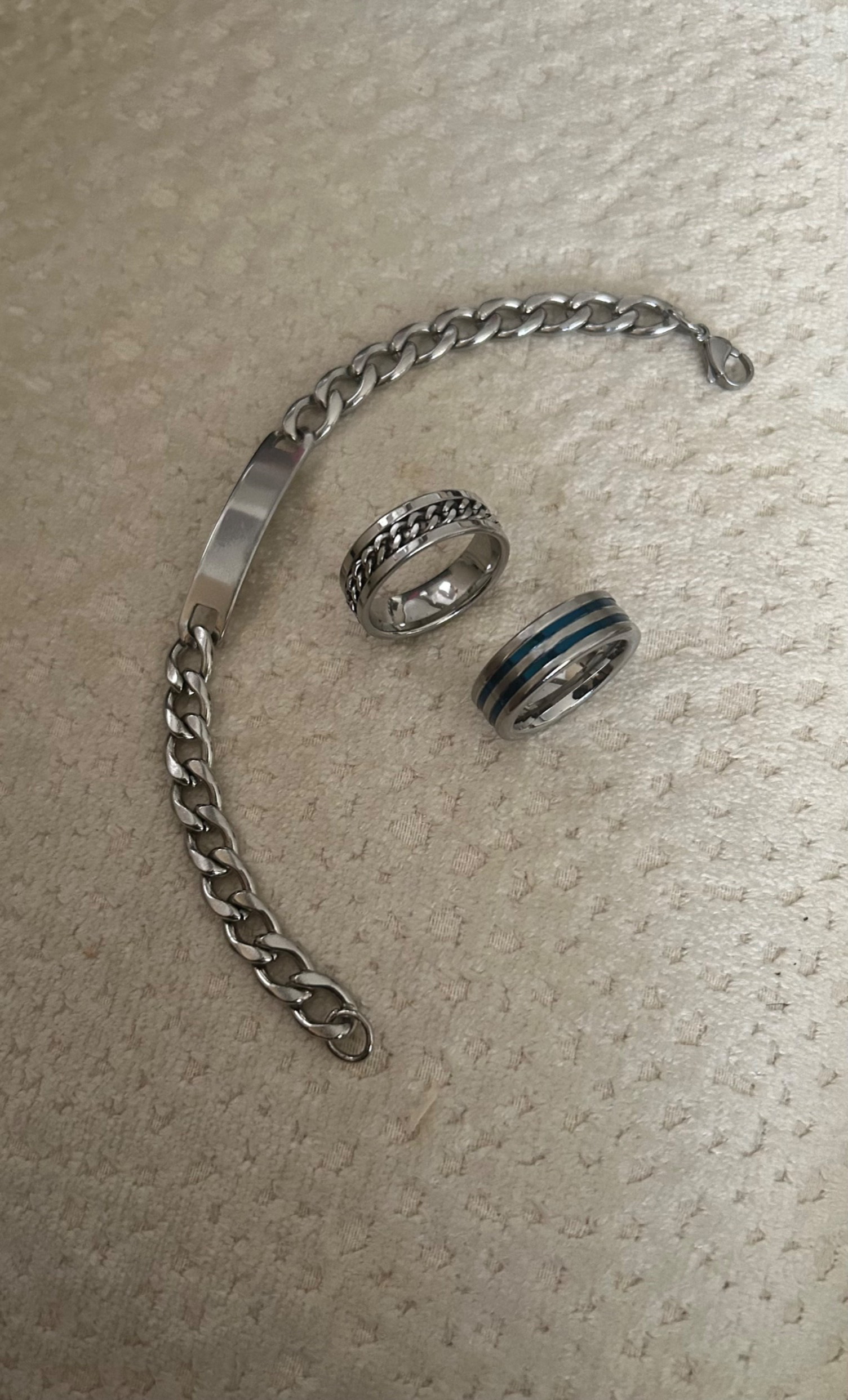 Bagues et bracelet en acier inoxydable