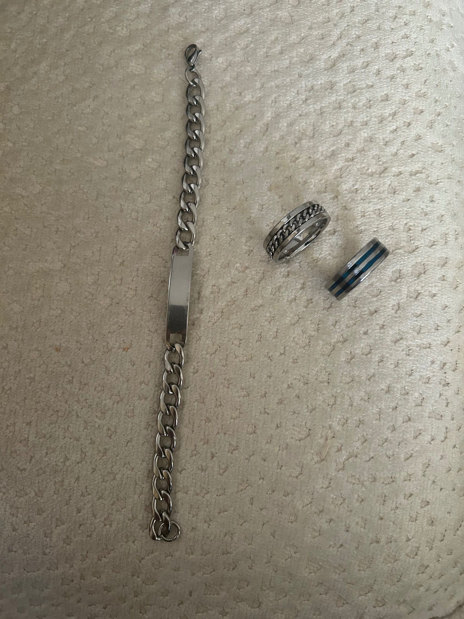 Bagues et bracelet en acier inoxydable