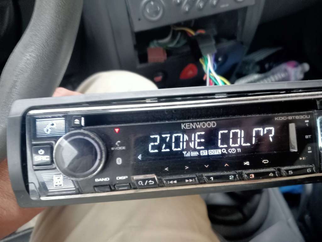 Poste radio a vendre bleutouth kenyoud 