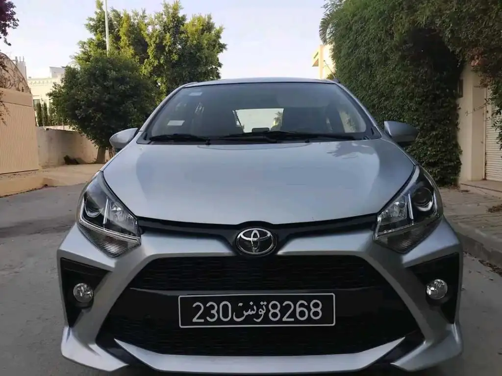 TOYOTA AGYA BOÎTE AUTOMATIQUE PREMIÈRE MAIN
