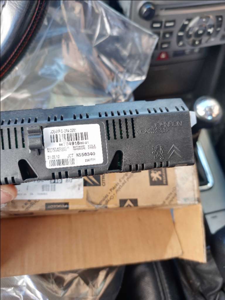 Afficheur autoradio Peugeot Citroen d'origine Neuf