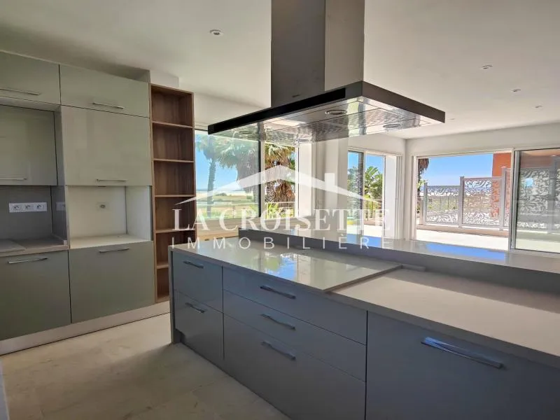 Appartement S+2 avec terrasse à Gammarth MAL2339
