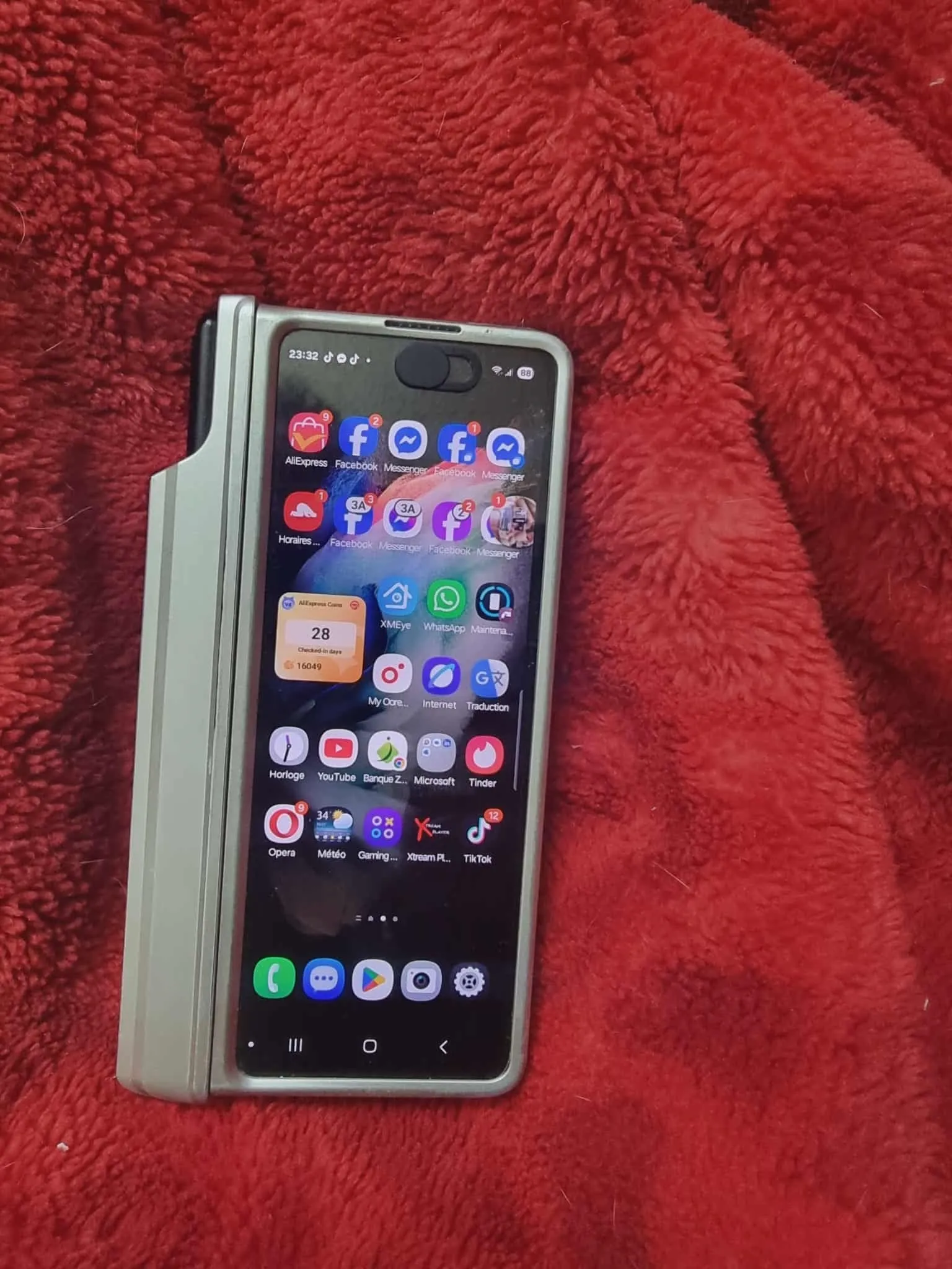 SAMSUNG Z FOLD 3 512GB + ETUIT PRO + PEIN + PROTEGE ÉCRAN ecran pliable noire 1200d