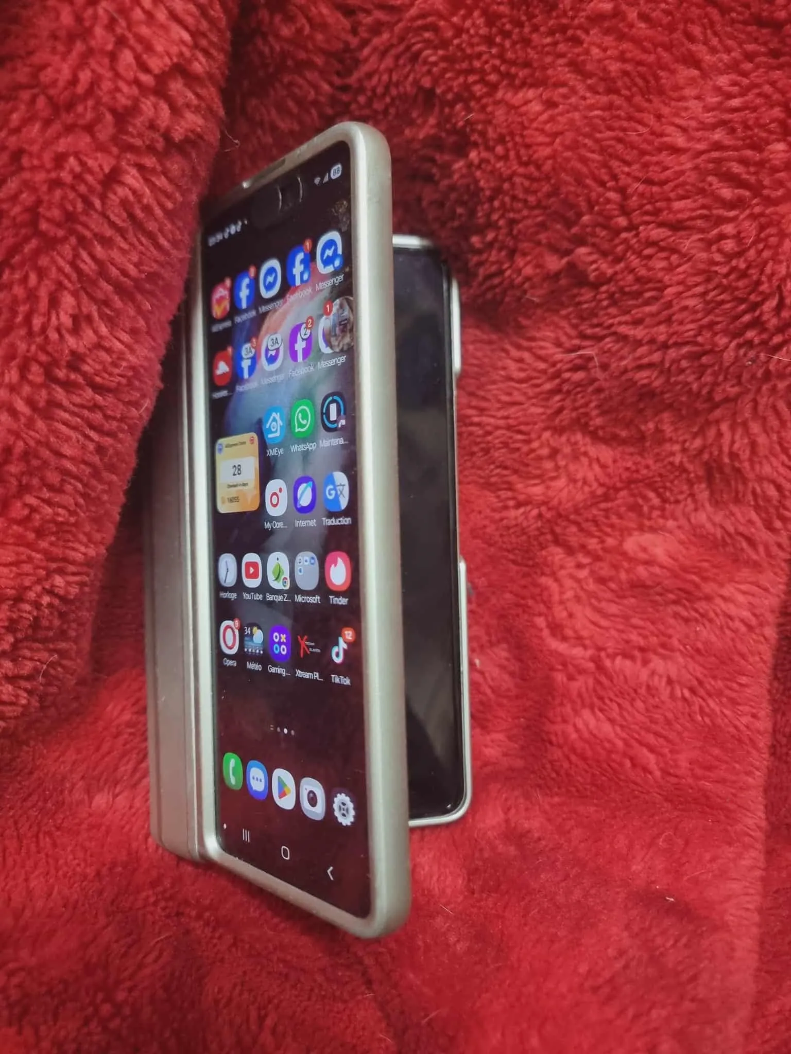 SAMSUNG Z FOLD 3 512GB + ETUIT PRO + PEIN + PROTEGE ÉCRAN ecran pliable noire 1200d