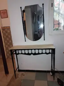 Table avec miroir 