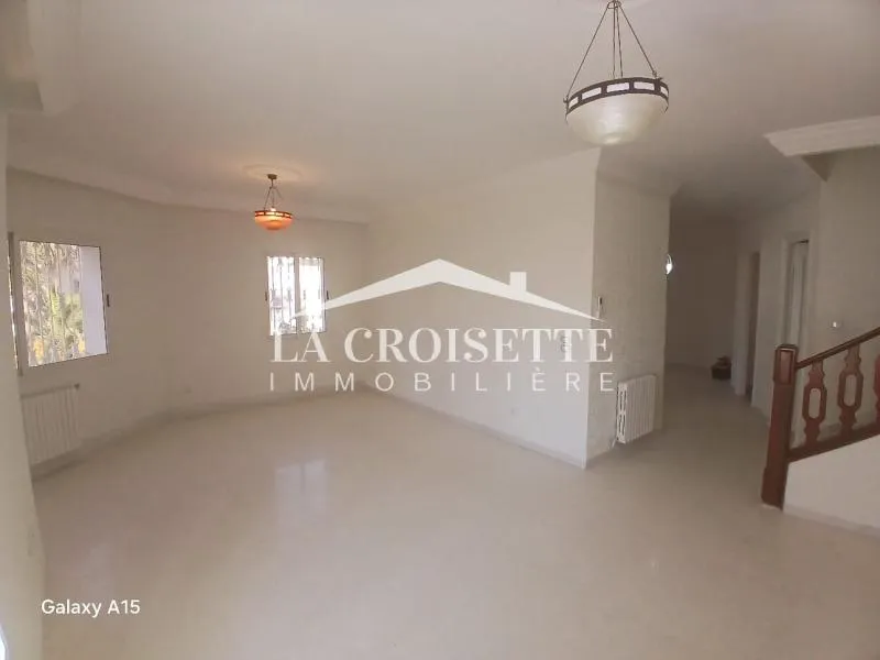 Duplex S+3 avec terrasse à La Marsa ZDL0676
