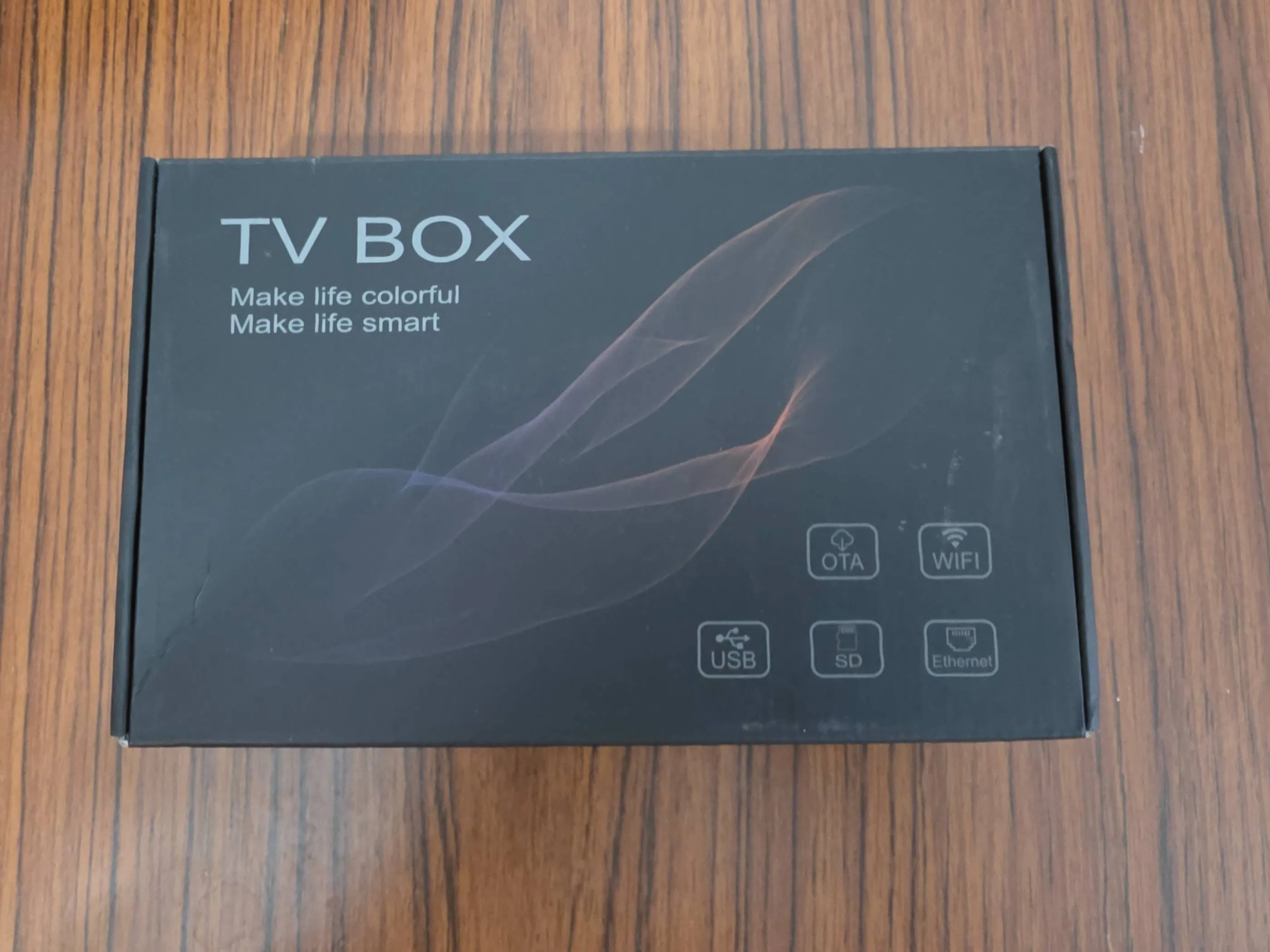 Android Box TV 2-16GB 6K Ultra HD Wi-Fi6 + 2ans IPTV gratuit