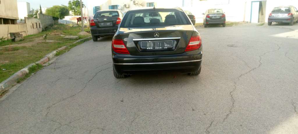 Mercedes C200 Très bon état 