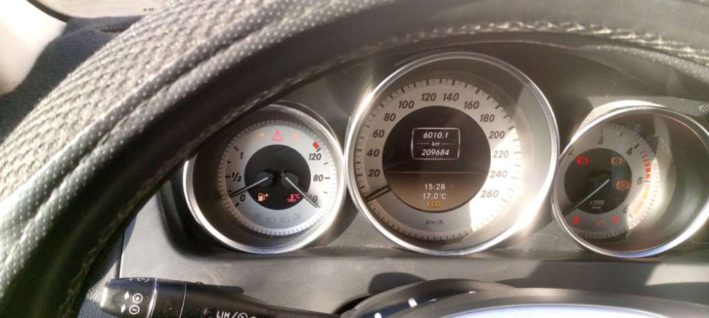 Mercedes C200 Très bon état 