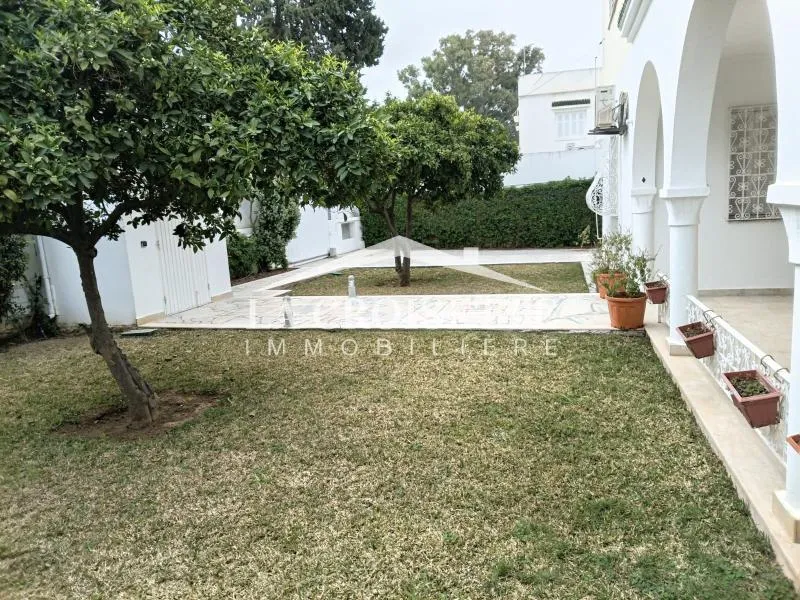 Rez-de-chaussée de villa s3 avec jardin à La Marsa MRCL0347