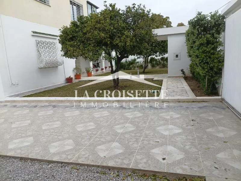 Rez-de-chaussée de villa s3 avec jardin à La Marsa MRCL0347